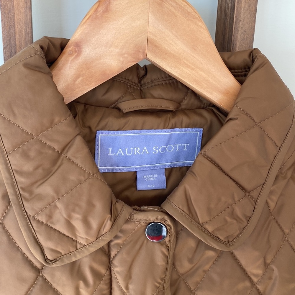 Quilted Jacket - Picture 2 of 5